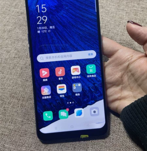 Oppo k7，8+128g 高通骁龙76...