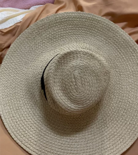 草帽 全新 不包邮 感兴趣的话点“我想...