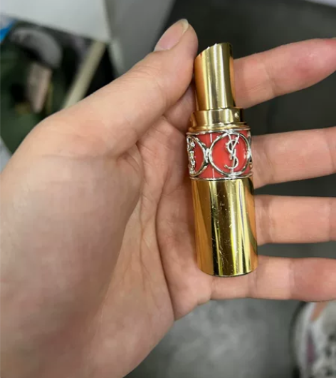 圣罗兰口红,正品保证,口红色超级滋润,保证...