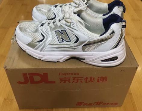 新百伦白色网鞋包邮非正39码 朋友送的，闲...