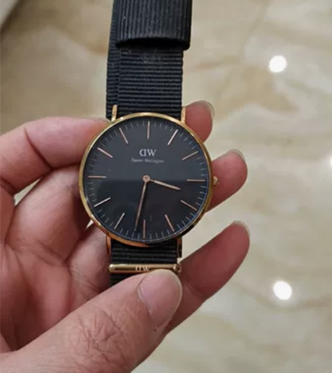 DW手表，2019公司年会抽奖抽到的，戴过...