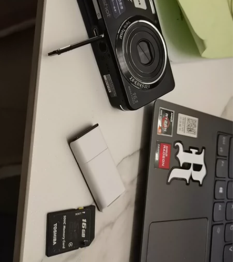 索尼w630 附带真实人景图