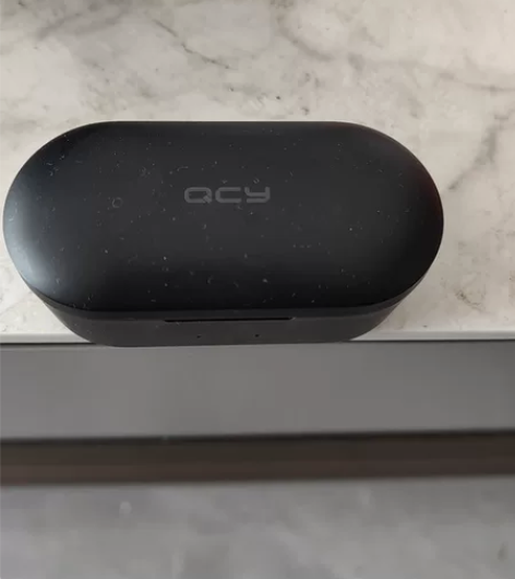 QCY蓝牙耳机，闲置了，50出 感兴趣的话...