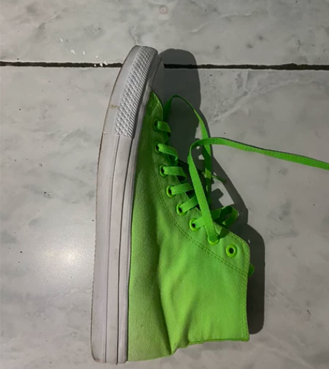 匡威荧光绿男鞋 43码 商场购买，鞋垫已无...