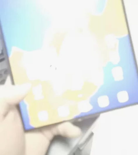 华为matexs8+512，成色如图，有磨...