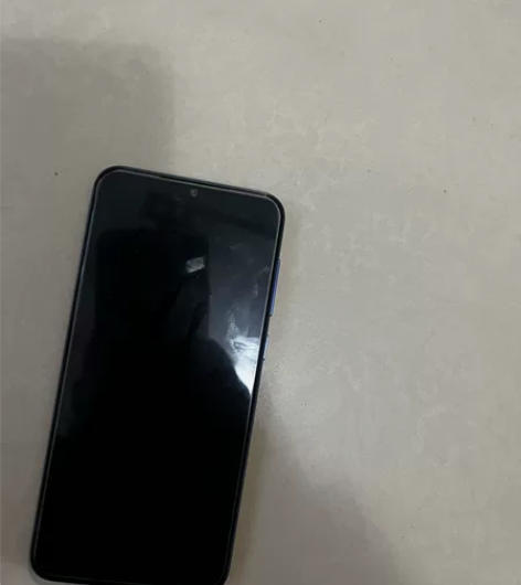 小米9se  9成新，保护好，没有破损，没...
