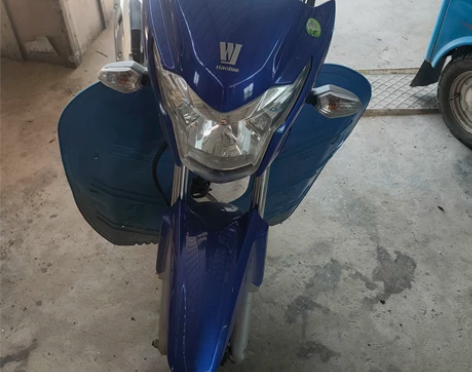 豪爵125摩托车，2020年3月上牌，行使...