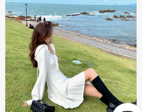 白色木耳边连衣裙女2020秋冬法式复古显瘦...