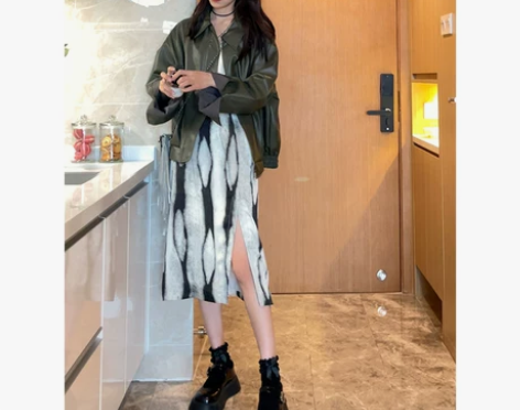 连衣裙现货全智甜黑杏花纹扎染吊带裙女春内搭...