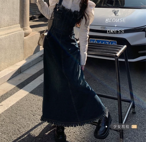 背带连衣裙毛边牛仔背带女2022秋冬新款复...