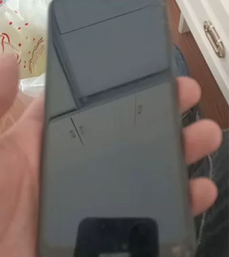 华为畅享9e  3加64  无拆修  外观...