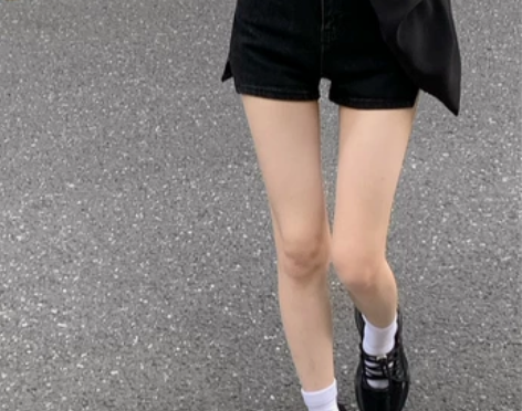 浅蓝色开叉牛仔短裤女夏季小个子高腰显瘦热辣...