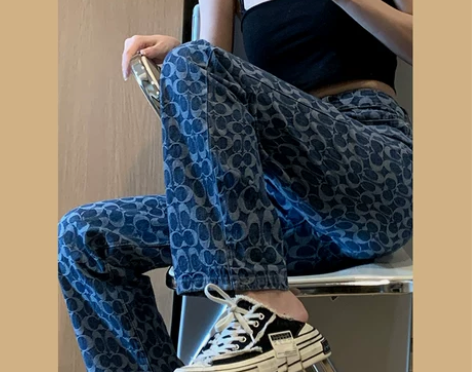 高腰牛仔裤女2022年新款显瘦直筒宽松阔腿...
