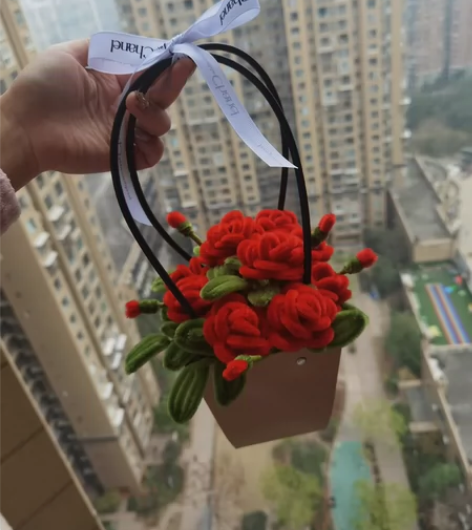 玫瑰花篮  向日葵花篮 各色郁金香花篮（现...