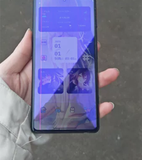 红米k40游戏增强版，8+3+256g，游...