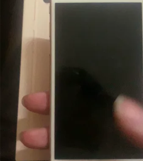 苹果8 一手自用 不墨迹 64港版全网通6...