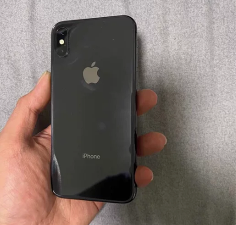 出一台苹果iphone X，国行黑色256...