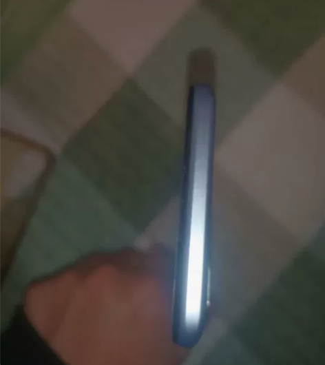 OPPO A32 8+128,包装盒都在,...