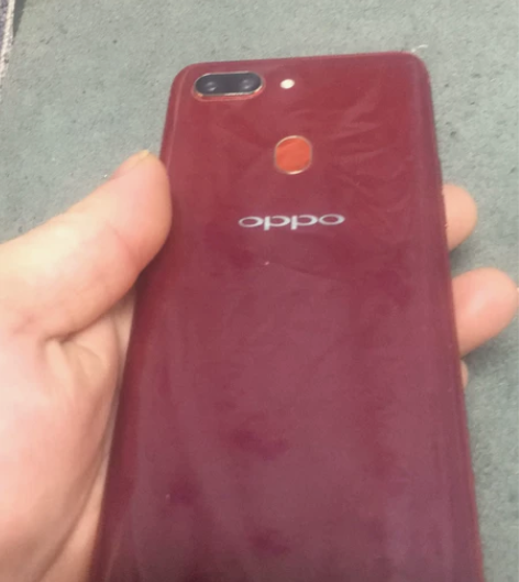 oppoR15梦境版红色的手机手机所有的功...