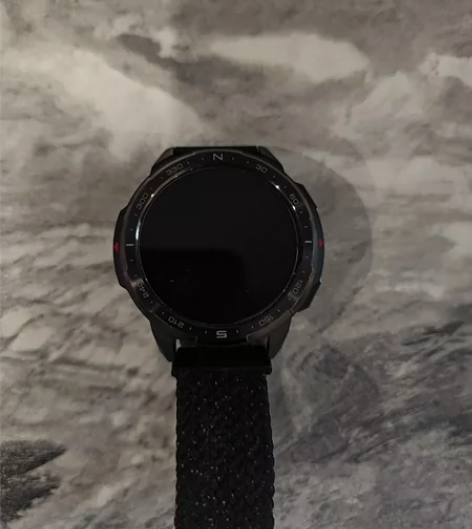 荣耀GSpro.几乎全新，因换了手机不匹配...