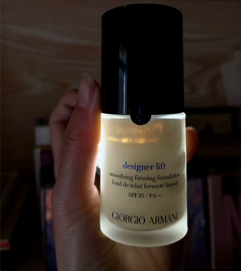 换同品相余量的玫珂菲熬夜粉底或ysl持妆粉...