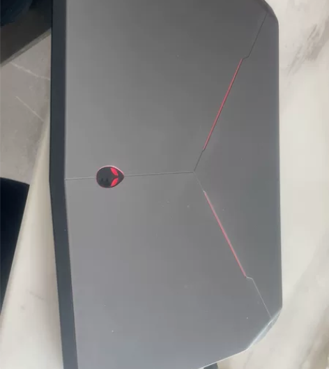 自用外星人15r2笔记本，平常上学时候买的...