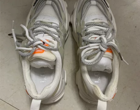 休闲老爹运动鞋女鞋 实体店买的，只穿过一次...