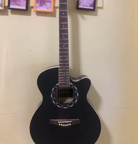 琴行不做了 吉他清仓处理 低价出售 没用过...