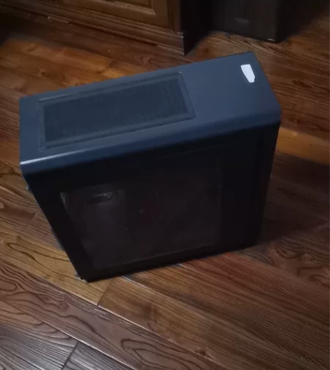 先马坦克机箱，杭州本地交易，和新的一样。 ...