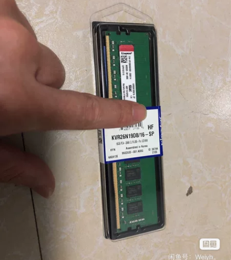 出一条多购买的金士顿内存KVR26N19D...