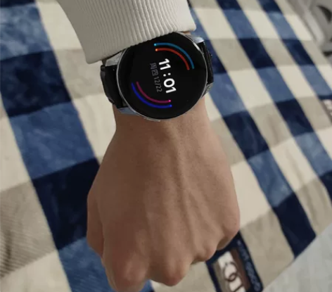 一加手表，95新，原装表带原装充电器，带原...