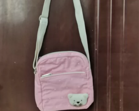 粉色波点软妹斜挎包xd捡漏价出 邮费转8（...