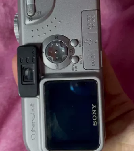 索尼p9、  朋友送的生日礼物、 着急用钱...