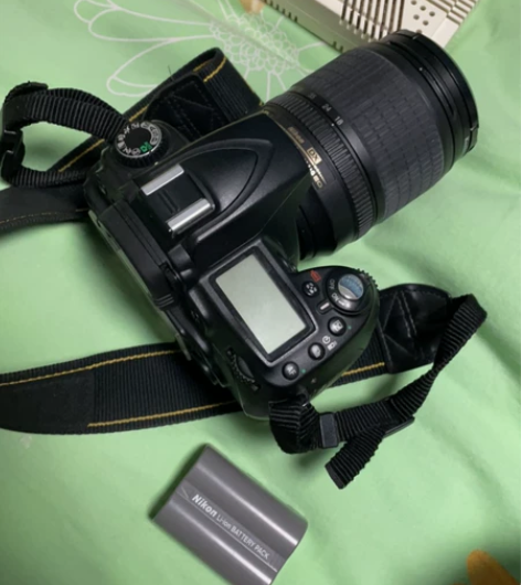 尼康D90 单反套机 18-105 的头 ...