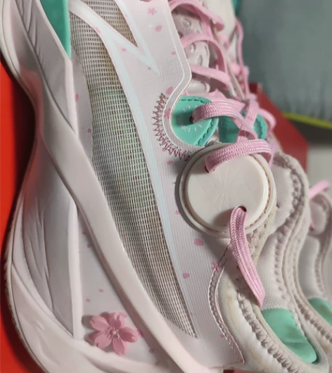 李宁音速第10代篮球鞋，樱花粉配色，日常穿...