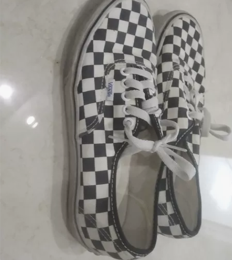 我妈给我买的vans板鞋39码有要的就买讲...