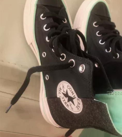 匡威38鞋,真,穿着有点磨脚,全新仅试穿,...