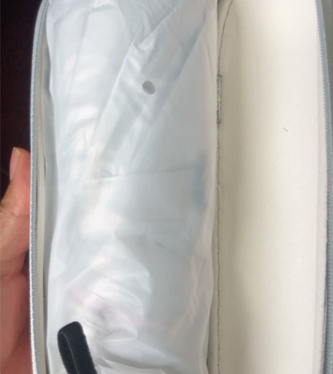 家用雨伞,伞是全新的从来没有打开过。盒子是...