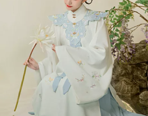 胜清旗舰店(九曲阑珊)芷蝶原创正版明制汉服...