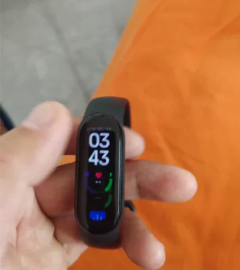 小米手环6NFC版本。不是普通版。可以刷公...