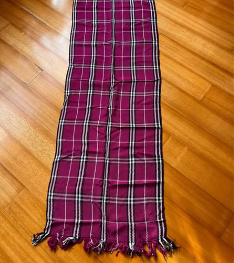 包邮全新春秋款围巾 全新未使用，朋友从云南...