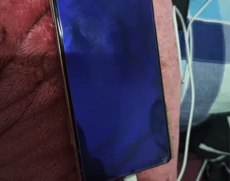 小米8se 主板完好6+64 外屏完好 屏...