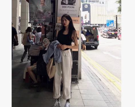 牛仔裤女直筒宽松百搭 穿过一次，拍照片，没...