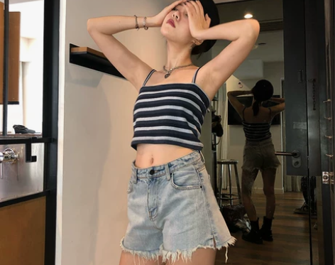 [转卖]akshop条纹短款小吊带背心女夏...
