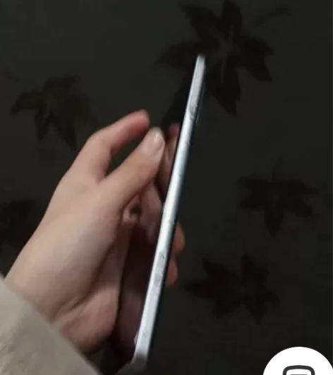 红米k40游戏增强版8+256，手机性能完...