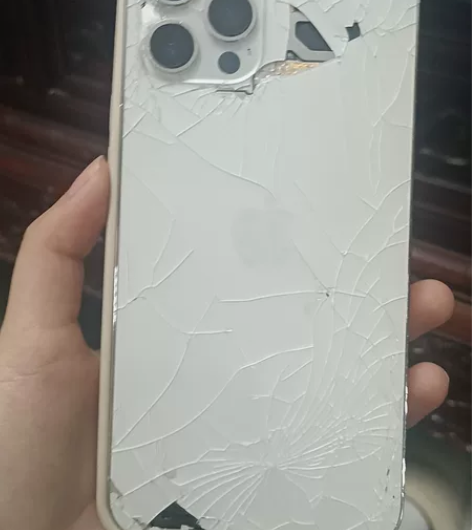 苹果12promax 128，无维修 后壳...