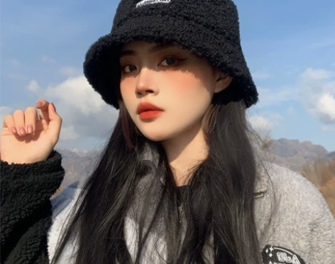 帽子女秋冬季韩版潮仿羊羔毛渔夫帽显脸小百搭...