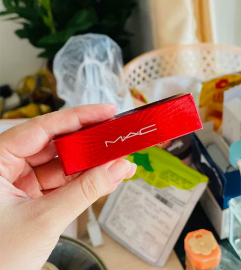 全新MAC口红602带盒，有两支，保质期2...