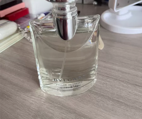品牌：宝格丽大吉岭茶香水100ml 余量：...
