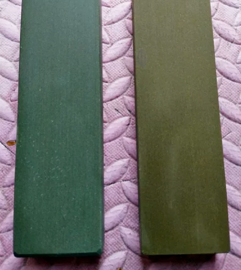 老磨石二块，天然磨石，可作一对镇纸。色泽亮...